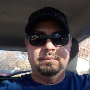 Meet your Posher, Enrique